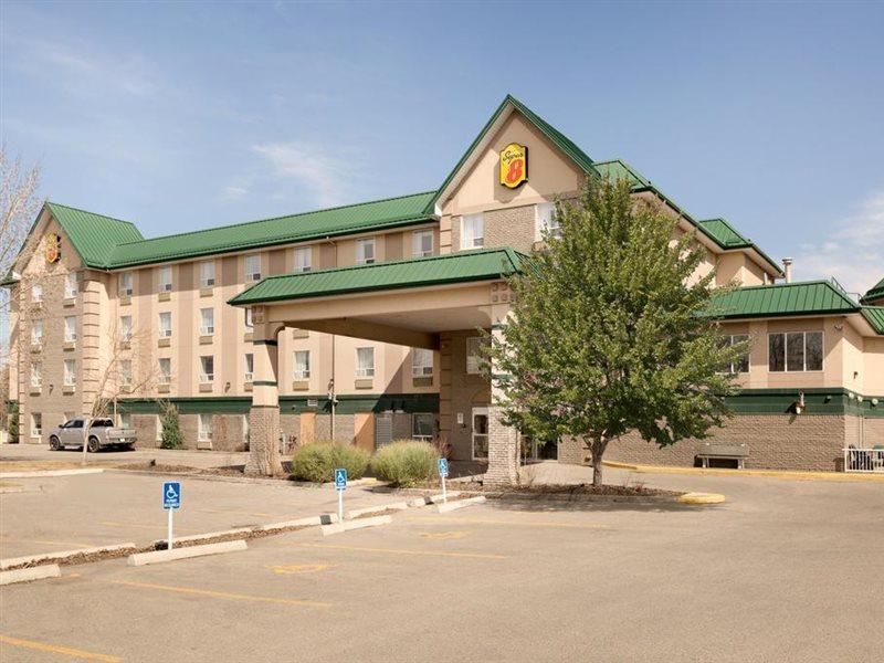 Super 8 By Wyndham Calgary Shawnessy Area Ξενοδοχείο Εξωτερικό φωτογραφία