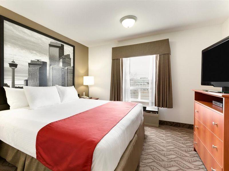 Super 8 By Wyndham Calgary Shawnessy Area Ξενοδοχείο Εξωτερικό φωτογραφία