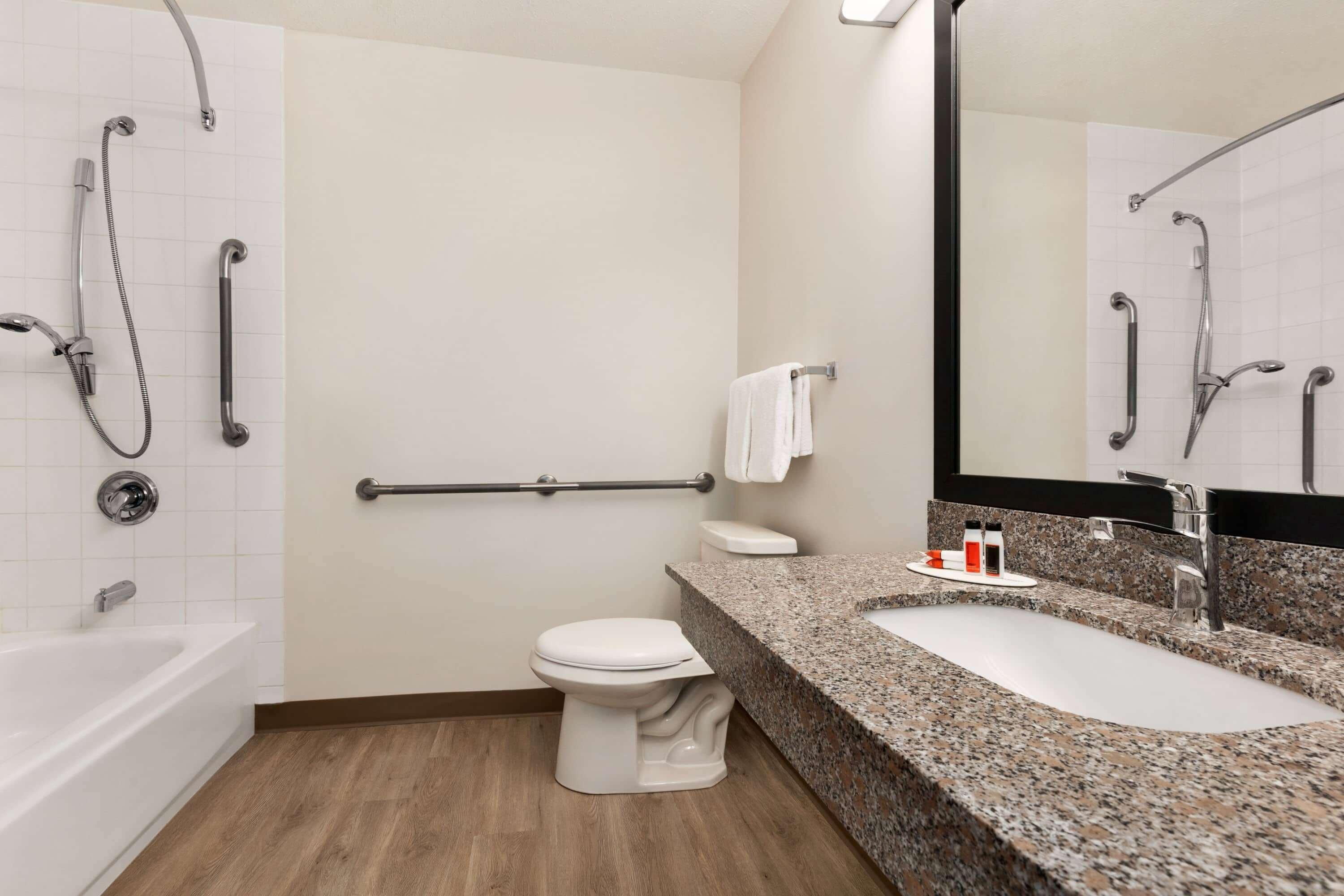 Super 8 By Wyndham Calgary Shawnessy Area Ξενοδοχείο Εξωτερικό φωτογραφία