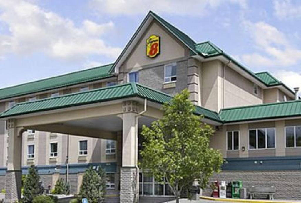 Super 8 By Wyndham Calgary Shawnessy Area Ξενοδοχείο Εξωτερικό φωτογραφία